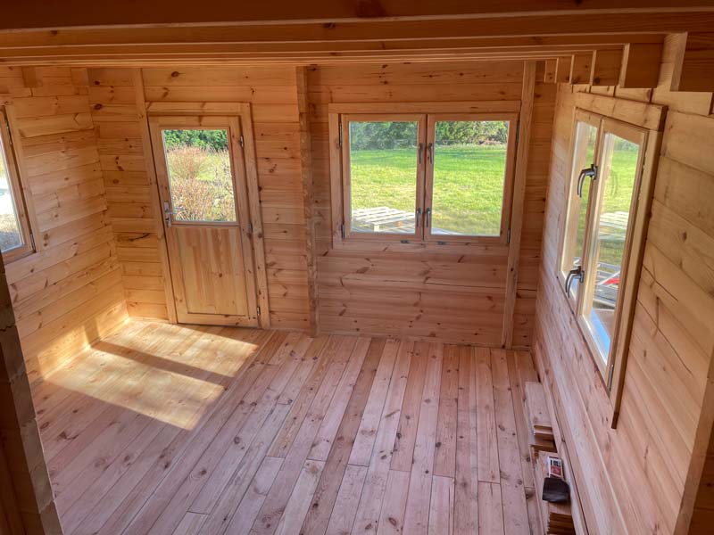 Réalisation de montage de chalet bois