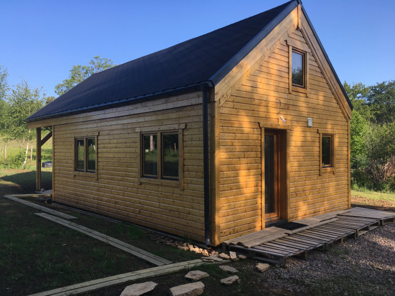 Chalets en bois en kit : option préfabriqué au meilleur prix