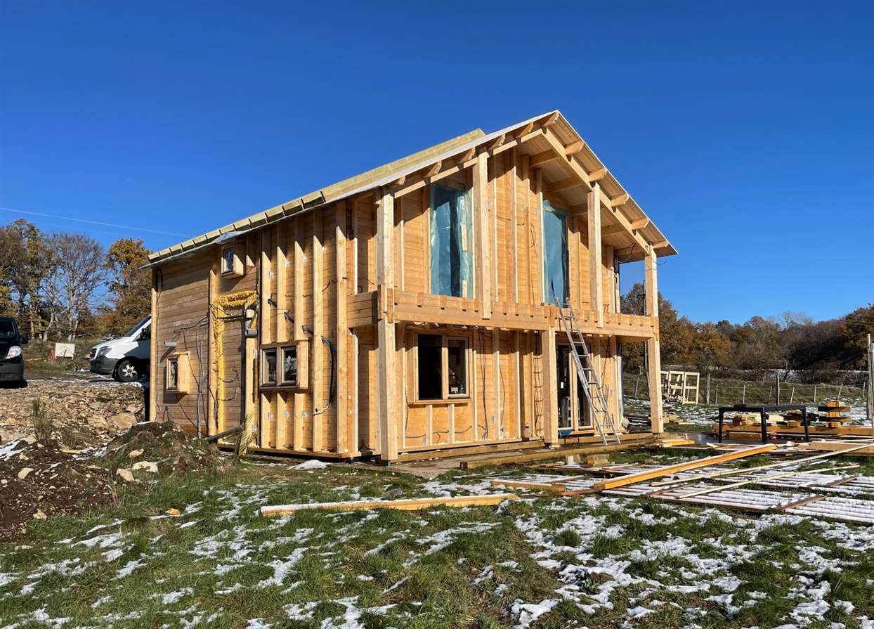 Prix chalet en bois 2024 : habitable, livré monté, 60m2, 80m2, 100m2