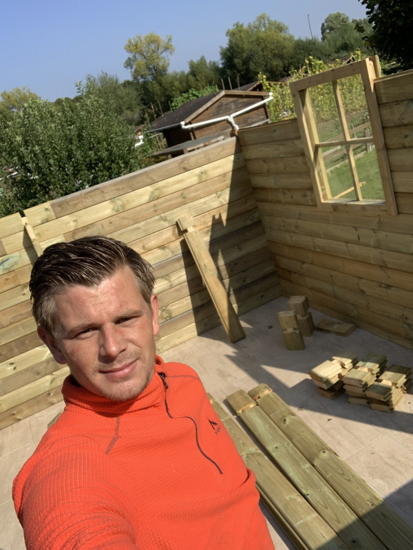 Baptiste - Monteur de chalet en bois massif en Essonne (91)