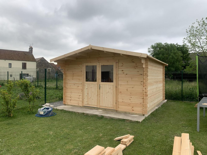 abri de jardin en Bois