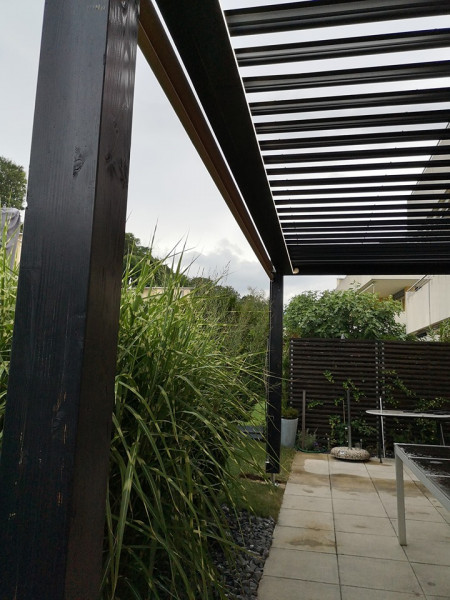 pergola bioclimatique en Aluminium / métal